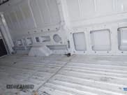 ✅ 2023 Ford Transit Cargo • VIN: 1FTBR3X82PKB46510 • Lot: 42649392. Wystawiony na IAAI z przebiegiem 55 265 mil. Bezpłatny archiwum sprzedaży aukcyjnych z USA i szczegółowy raport historii pojazdu na DreamBid. Zdjęcie 8.