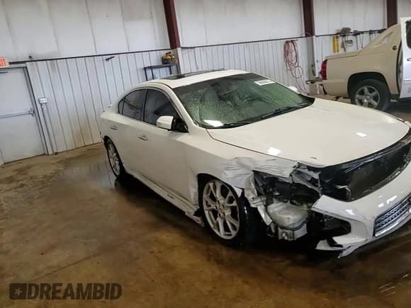 ✅ 2012 Nissan Maxima S • VIN: 1N4AA5AP5CC859118 • Лот: 56650915. Опубликован ранее на Copart с пробегом 144 007 миль. Бесплатный доступ к архиву аукционных продаж из США и подробный отчёт об истории автомобиля на DreamBid. Изображение 14.