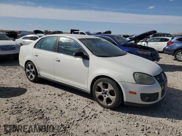 ✅ 2008 Volkswagen Jetta • VIN: 3VWBA71K38M186699 • Lot: 80533775. Listed on Copart with 146,971 mi. Free auction sales archive from the USA and detailed vehicle history report at DreamBid. Image 4.