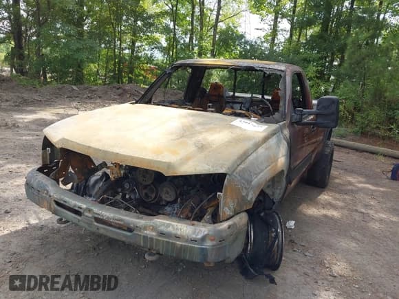 ✅ 2004 Chevrolet Silverado 2500HD Work Truck • VIN: 1GCHK24UX4E155413 • Лот: 43017829. Опубликован ранее на IAAI с пробегом Не указан. Бесплатный доступ к архиву аукционных продаж из США и подробный отчёт об истории автомобиля на DreamBid. Изображение 12.