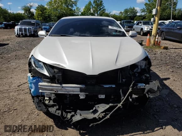 ✅ 2016 Lincoln MKZ Hybrid • VIN: 3LN6L2LU6GR616562 • Lot: 70275635. Listed on Copart with 78,485 mi. Free auction sales archive from the USA and detailed vehicle history report at DreamBid. Image 5.