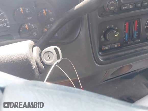 2006 GMC Sierra 1500 Work Truck with VIN 1GTEK19B26E261023, listed as a IAAI auction lot 42404839 with 162,089 mi miles and . Bid and sale history available at DreamBid. Image 11.