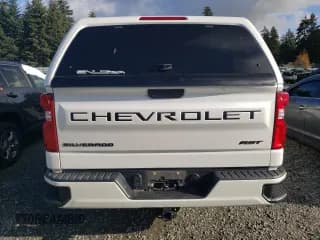 ✅ 2019 Chevrolet Silverado 1500 RST • VIN: 3GCUYEED2KG261566 • Lot: 80832234. Wystawiony na Copart z przebiegiem 38 842 mil. Bezpłatny archiwum sprzedaży aukcyjnych z USA i szczegółowy raport historii pojazdu na DreamBid. Zdjęcie 6.