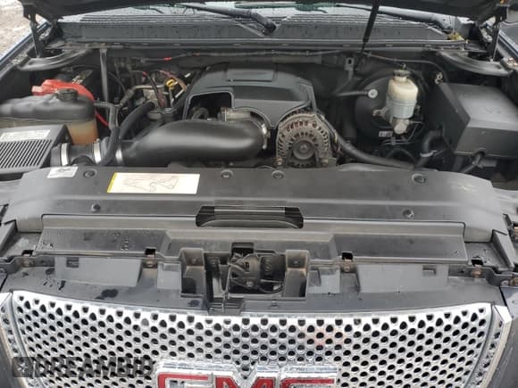 ✅ 2008 GMC Yukon XL • VIN: 1GKFK66808J238803 • Lot: 82479215. Wystawiony na Copart z przebiegiem 161 324 mil. Bezpłatny archiwum sprzedaży aukcyjnych z USA i szczegółowy raport historii pojazdu na DreamBid. Zdjęcie 12.