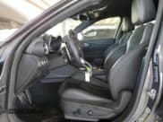 ✅ 2021 Alfa Romeo Giulia Quadrifoglio • VIN: ZARFAMEV5M7646074 • Lot: 46932545. Wystawiony na Copart z przebiegiem 21 797 mil. Bezpłatny archiwum sprzedaży aukcyjnych z USA i szczegółowy raport historii pojazdu na DreamBid. Zdjęcie 7.