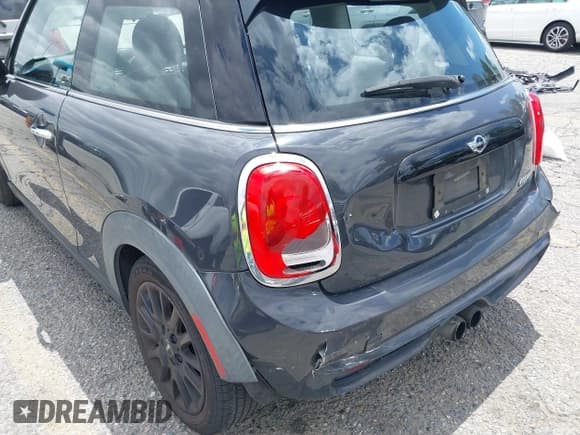 ✅ 2017 MINI Hardtop Cooper S • VIN: WMWXP7C57H2A45348 • Lot: 42261812. Wystawiony na IAAI z przebiegiem 117 165 mil. Bezpłatny archiwum sprzedaży aukcyjnych z USA i szczegółowy raport historii pojazdu na DreamBid. Zdjęcie 17.