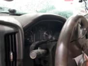 ✅ 2017 Chevrolet Silverado 2500HD Work Truck • VIN: 1GC1KUEY5HF110331 • Lot: 44001645. Wystawiony na Copart z przebiegiem Nie podano. Bezpłatny archiwum sprzedaży aukcyjnych z USA i szczegółowy raport historii pojazdu na DreamBid. Zdjęcie 9.