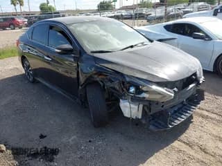 ✅ 2018 Nissan Sentra S • VIN: 3N1AB7AP4JY215510 • Lot: 42763166. Wystawiony na IAAI z przebiegiem 58 151 mil. Bezpłatny archiwum sprzedaży aukcyjnych z USA i szczegółowy raport historii pojazdu na DreamBid. Zdjęcie 1.