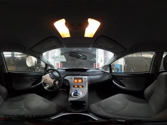 ✅ 2014 Toyota Prius Four • VIN: JTDKN3DU1E1749111 • Lot: 43260413. Wystawiony na IAAI z przebiegiem 113 117 mil. Bezpłatny archiwum sprzedaży aukcyjnych z USA i szczegółowy raport historii pojazdu na DreamBid. Zdjęcie 18.