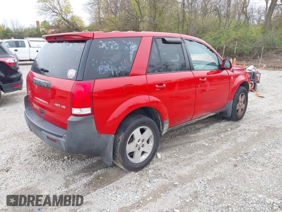 ✅ 2005 Saturn VUE • VIN: 5GZCZ63455S851449 • Lot: 40845285. Wystawiony na IAAI z przebiegiem 200 645 mil. Bezpłatny archiwum sprzedaży aukcyjnych z USA i szczegółowy raport historii pojazdu na DreamBid. Zdjęcie 4.