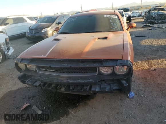 ✅ 2011 Dodge Challenger • VIN: 2B3CJ4DG8BH508533 • Lot: 83403544. Wystawiony na Copart z przebiegiem Nie podano. Bezpłatny archiwum sprzedaży aukcyjnych z USA i szczegółowy raport historii pojazdu na DreamBid. Zdjęcie 5.