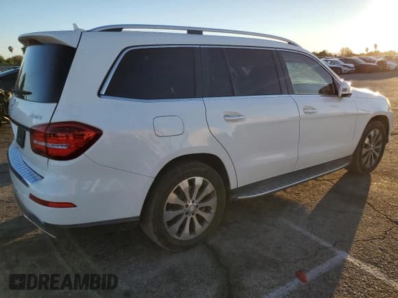 ✅ 2017 Mercedes-Benz GLS 450 • VIN: 4JGDF6EE7HA803199 • Лот: 92232095. Опубликован ранее на Copart с пробегом 84 247 миль. Бесплатный доступ к архиву аукционных продаж из США и подробный отчёт об истории автомобиля на DreamBid. Изображение 3.