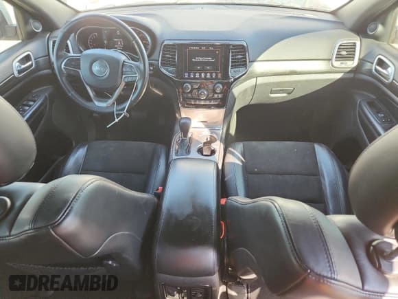 ✅ 2019 Jeep Grand Cherokee Altitude • VIN: 1C4RJEAG4KC731853 • Lot: 84924105. Listed on Copart with 95,100 mi. Free auction sales archive from the USA and detailed vehicle history report at DreamBid. Image 8.