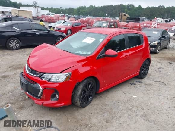 2020 Chevrolet Sonic Premier с VIN 1G1JF6SB5L4110309, выставлен на аукционе IAAI как лот 42639348 с пробегом 27 896 миль миль и . История ставок и продаж доступна на DreamBid. Изображение 2.