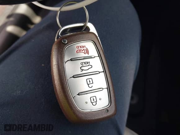 2018 Hyundai Elantra Value Edition with VIN KMHD84LF6JU511574, listed as a IAAI auction lot 42291898 with 99,296 mi miles and . Bid and sale history available at DreamBid. Image 11.