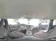 ✅ 2019 Jeep Cherokee Latitude • VIN: 1C4PJMCB6KD334402 • Лот: 90064465. Опубликован ранее на Copart с пробегом 121 710 миль. Бесплатный доступ к архиву аукционных продаж из США и подробный отчёт об истории автомобиля на DreamBid. Изображение 15.