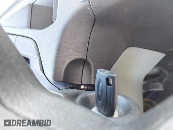 ✅ 2016 Ford Transit Cargo • VIN: 1FTYR2ZM8GKB56117 • Lot: 41505969. Wystawiony na IAAI z przebiegiem 362 103 mil. Bezpłatny archiwum sprzedaży aukcyjnych z USA i szczegółowy raport historii pojazdu na DreamBid. Zdjęcie 11.