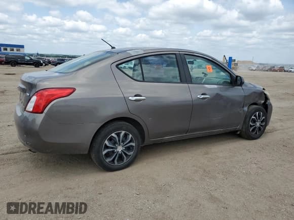 ✅ 2012 Nissan Versa SV • VIN: 3N1CN7AP0CL862549 • Lot: 60148485. Listed on Copart with 140,015 mi. Free auction sales archive from the USA and detailed vehicle history report at DreamBid. Image 3.
