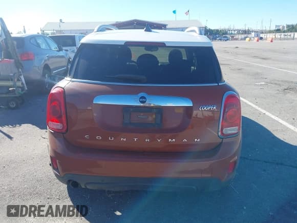 ✅ 2019 MINI Countryman Cooper • VIN: WMZYS7C52K3F46557 • Lot: 40943252. Listed on IAAI with 38,381 mi. Free auction sales archive from the USA and detailed vehicle history report at DreamBid. Image 16.