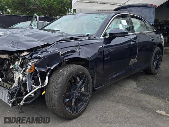 ✅ 2024 Audi A6 Premium Plus • VIN: WAUL2BF27RN062505 • Лот: 60145105. Опубликован ранее на Copart с пробегом 4 222 миль. Бесплатный доступ к архиву аукционных продаж из США и подробный отчёт об истории автомобиля на DreamBid. Изображение 2.