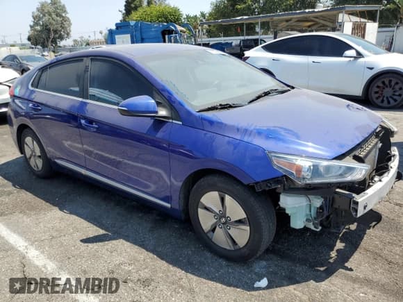 ✅ 2022 Hyundai Ioniq SE • VIN: KMHC75LC8NU273145 • Lot: 68879355. Listed on Copart with 108,098 mi. Free auction sales archive from the USA and detailed vehicle history report at DreamBid. Image 4.