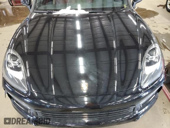 ✅ 2021 Porsche Cayenne S • VIN: WP1AB2AY3MDA27205 • Lot: 45082385. Wystawiony na Copart z przebiegiem 81 932 mil. Bezpłatny archiwum sprzedaży aukcyjnych z USA i szczegółowy raport historii pojazdu na DreamBid. Zdjęcie 12.