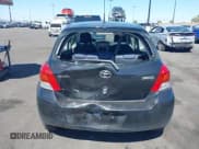 ✅ 2011 Toyota Yaris • VIN: JTDJT4K33B5332577 • Лот: 42312724. Опубликован ранее на IAAI с пробегом 197 843 миль. Бесплатный доступ к архиву аукционных продаж из США и подробный отчёт об истории автомобиля на DreamBid. Изображение 6.