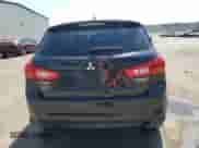 2015 Mitsubishi Outlander ES с VIN 4A4AP3AW7FE041721, выставлен на аукционе Copart как лот 80545725 с пробегом 266 294 миль миль и Списание • Salvage title. История ставок и продаж доступна на DreamBid. Изображение 6.