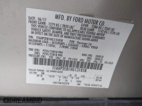 ✅ 2017 Ford Taurus SEL • VIN: 1FAHP2E81HG131858 • Lot: 42464335. Listed on IAAI with 67,556 mi. Free auction sales archive from the USA and detailed vehicle history report at DreamBid. Image 9.