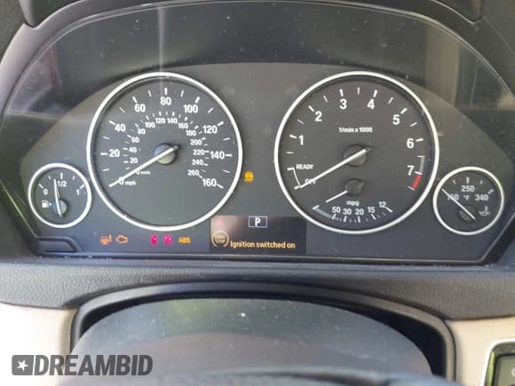 ✅ 2018 BMW 3 Series 320i xDrive • VIN: WBA8A3C54JA505279 • Лот: 43381231. Опубликован ранее на IAAI с пробегом 81 895 миль. Бесплатный доступ к архиву аукционных продаж из США и подробный отчёт об истории автомобиля на DreamBid. Изображение 7.