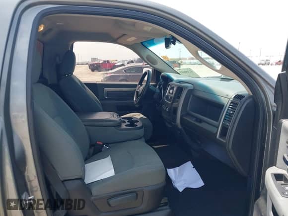 2013 Ram 1500 Express с VIN 3C6JR6AT6DG586458, выставлен на аукционе IAAI как лот 42430181 с пробегом 99 782 миль миль и . История ставок и продаж доступна на DreamBid. Изображение 5.