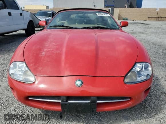 ✅ 1999 Jaguar XK • VIN: SAJGX2044XC038236 • Lot: 81923635. Listed on Copart with 44,616 mi. Free auction sales archive from the USA and detailed vehicle history report at DreamBid. Image 5.