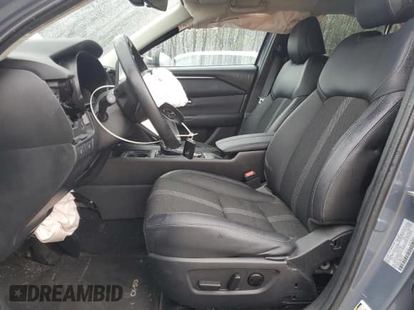 ✅ 2023 Mazda CX-50 S Preferred Plus • VIN: 7MMVABCM9PN112757 • Lot: 90320495. Listed on Copart with 57,072 mi. Free auction sales archive from the USA and detailed vehicle history report at DreamBid. Image 7.