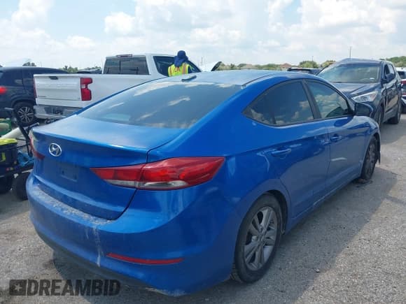 ✅ 2017 Hyundai Elantra Value Edition • VIN: 5NPD84LF9HH047740 • Lot: 43135725. Listed on IAAI with 158,501 mi. Free auction sales archive from the USA and detailed vehicle history report at DreamBid. Image 4.