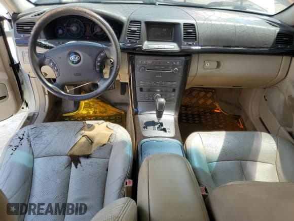 ✅ 2008 Kia Amanti • VIN: KNALD125285143902 • Лот: 70374355. Опубликован ранее на Copart с пробегом 228 720 миль. Бесплатный доступ к архиву аукционных продаж из США и подробный отчёт об истории автомобиля на DreamBid. Изображение 8.