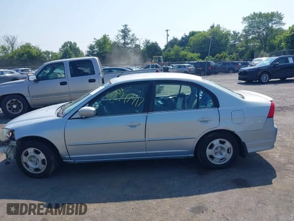 ✅ 2005 Honda Civic • VIN: JHMES96695S017258 • Lot: 42797417. Wystawiony na IAAI z przebiegiem 278 304 mil. Bezpłatny archiwum sprzedaży aukcyjnych z USA i szczegółowy raport historii pojazdu na DreamBid. Zdjęcie 15.