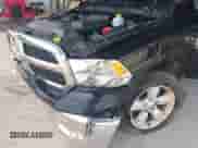 2024 Ram 1500 SLT z VIN 1C6RR7GG3RS157331, wystawiony jako IAAI lot #42609000 z przebiegiem 31 566 mil mil oraz . Historia ofert i sprzedaży dostępna na DreamBid. Obrazek 17.