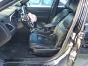 ✅ 2011 Dodge Avenger Lux • VIN: 1B3BD2FG6BN506517 • Lot: 86702824. Wystawiony na Copart z przebiegiem 107 708 mil. Bezpłatny archiwum sprzedaży aukcyjnych z USA i szczegółowy raport historii pojazdu na DreamBid. Zdjęcie 7.