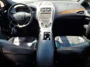 ✅ 2019 Lincoln MKZ Reserve II • VIN: 3LN6L5E92KR605402 • Lot: 69147905. Listed on Copart with 81,176 mi. Free auction sales archive from the USA and detailed vehicle history report at DreamBid. Image 8.