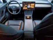 ✅ 2021 Tesla Model 3 Standard Range Plus • VIN: 5YJ3E1EAXMF854054 • Lot: 95093415. Wystawiony na Copart z przebiegiem 32 921 mil. Bezpłatny archiwum sprzedaży aukcyjnych z USA i szczegółowy raport historii pojazdu na DreamBid. Zdjęcie 8.