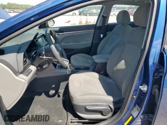 2020 Hyundai Elantra SE z VIN 5NPD74LF1LH611568, wystawiony jako Copart lot #81816075 z przebiegiem 55 950 mil mil oraz Szkoda całkowita • Salvage title. Historia ofert i sprzedaży dostępna na DreamBid. Obrazek 7.