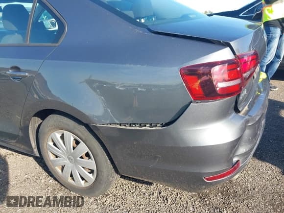 ✅ 2016 Volkswagen Jetta S • VIN: 3VW167AJ5GM283776 • Лот: 43168318. Опубликован ранее на IAAI с пробегом 104 611 миль. Бесплатный доступ к архиву аукционных продаж из США и подробный отчёт об истории автомобиля на DreamBid. Изображение 13.