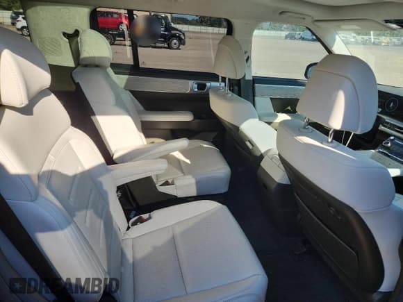 ✅ 2024 Hyundai Santa Fe Calligraphy • VIN: 5NMP5DGL3RH066496 • Lot: 71195505. Wystawiony na Copart z przebiegiem 15 412 mil. Bezpłatny archiwum sprzedaży aukcyjnych z USA i szczegółowy raport historii pojazdu na DreamBid. Zdjęcie 11.