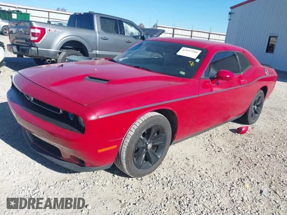 ✅ 2015 Dodge Challenger SXT • VIN: 2C3CDZAG8FH744424 • Lot: 43647980. Wystawiony na IAAI z przebiegiem 104 131 mil. Bezpłatny archiwum sprzedaży aukcyjnych z USA i szczegółowy raport historii pojazdu na DreamBid. Zdjęcie 17.