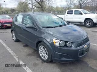 2016 Chevrolet Sonic LT с VIN 1G1JC6SB8G4112151, выставлен на аукционе IAAI как лот 42043930 с пробегом 28 556 миль миль и . История ставок и продаж доступна на DreamBid. Изображение 1.