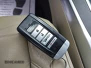 ✅ 2017 Acura MDX • VIN: 5FRYD4H34HB040137 • Lot: 42409549. Wystawiony na IAAI z przebiegiem 85 717 mil. Bezpłatny archiwum sprzedaży aukcyjnych z USA i szczegółowy raport historii pojazdu na DreamBid. Zdjęcie 11.