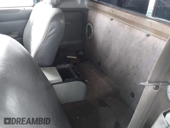 ✅ 1995 Nissan Frontier XE • VIN: 1N6SD16S9SC357798 • Lot: 42773896. Listed on IAAI with 210,400 mi. Free auction sales archive from the USA and detailed vehicle history report at DreamBid. Image 8.