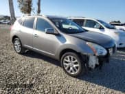 ✅ 2011 Nissan Rogue SV • VIN: JN8AS5MV1BW679086 • Lot: 90905725. Wystawiony na Copart z przebiegiem 156 687 mil. Bezpłatny archiwum sprzedaży aukcyjnych z USA i szczegółowy raport historii pojazdu na DreamBid. Zdjęcie 4.