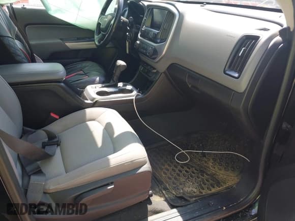 ✅ 2020 Chevrolet Colorado 2WD LT • VIN: 1GCGSCEN9L1227099 • Лот: 43127510. Опубликован ранее на IAAI с пробегом 88 161 миль. Бесплатный доступ к архиву аукционных продаж из США и подробный отчёт об истории автомобиля на DreamBid. Изображение 5.