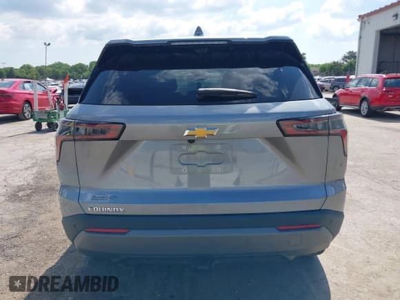 ✅ 2025 Chevrolet Equinox FWD LT • VIN: 3GNAXHEG8SL106374 • Lot: 42636087. Wystawiony na IAAI z przebiegiem 11 896 mil. Bezpłatny archiwum sprzedaży aukcyjnych z USA i szczegółowy raport historii pojazdu na DreamBid. Zdjęcie 17.